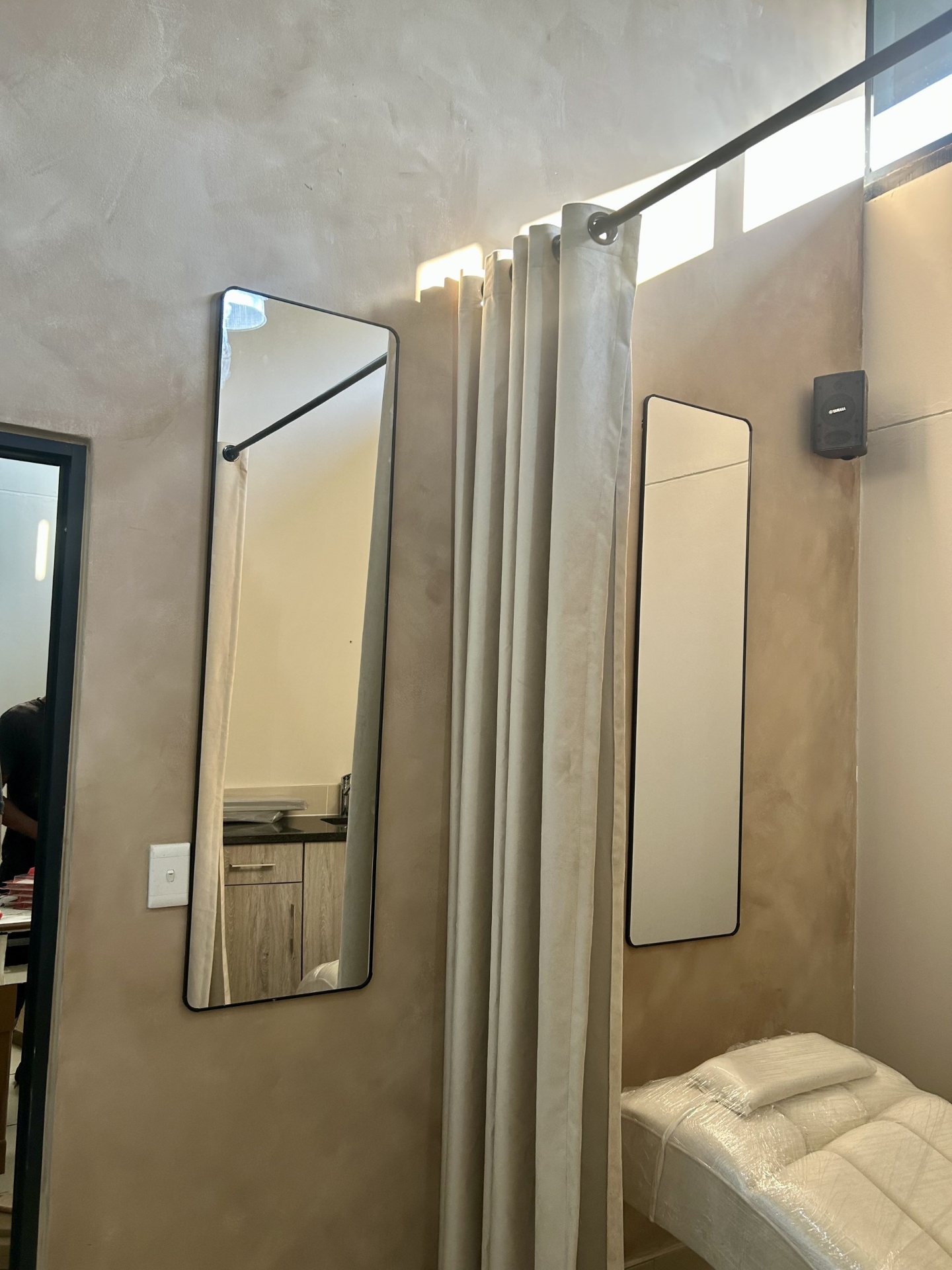 Amaris Spa treatment suite drapery
